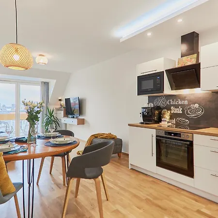 Golden Hour Apartments- Plac Slowianski 37 斯维诺乌伊希切