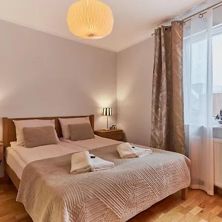 Golden Hour Apartments- Plac Slowianski 37 Świnoujście